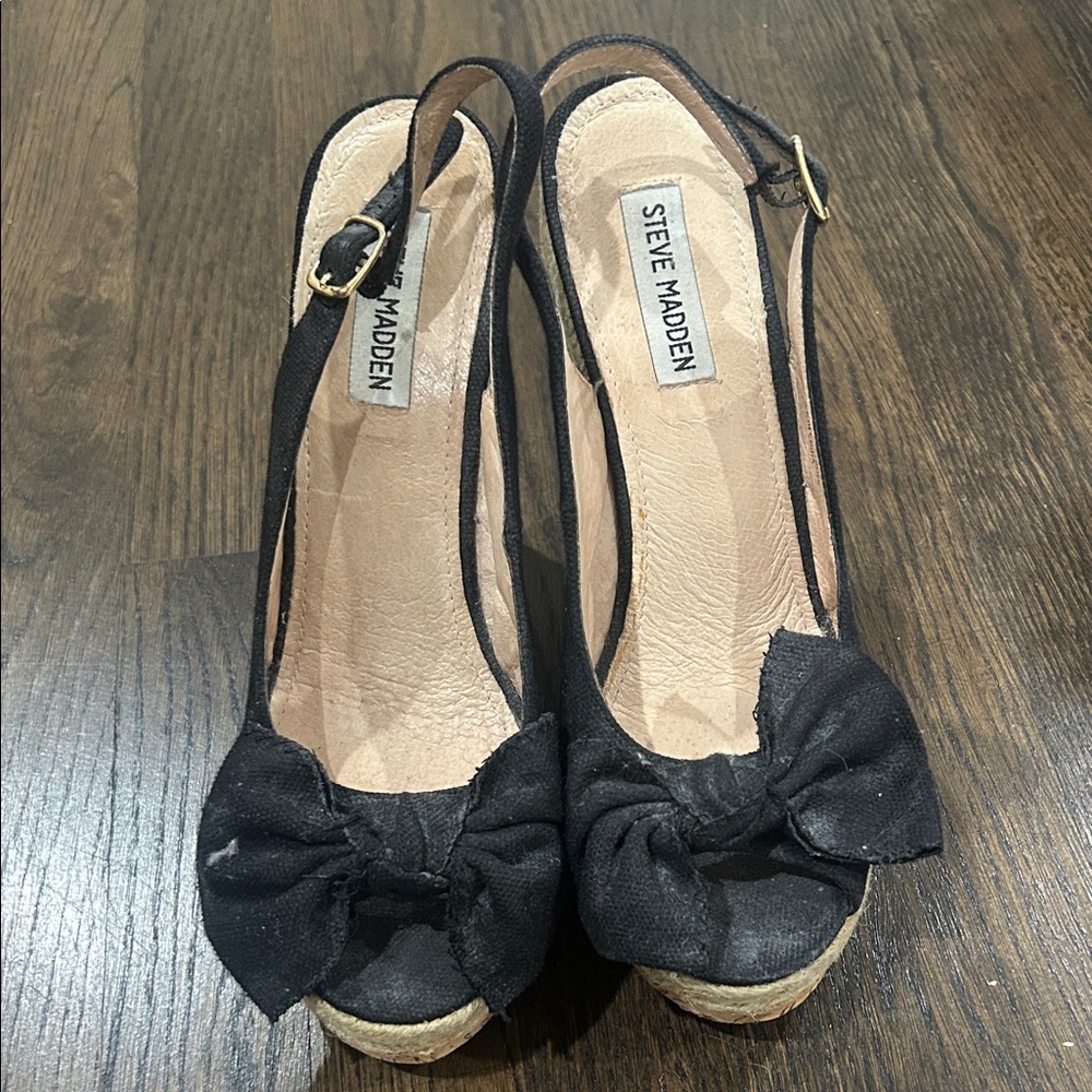 Steve Madden Black Wedges with Bow Accent